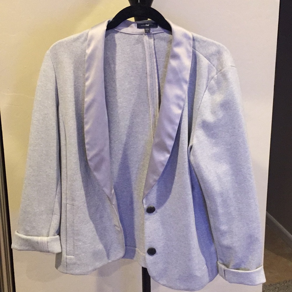 Grey with satin/silver collar blazer. Gap size L